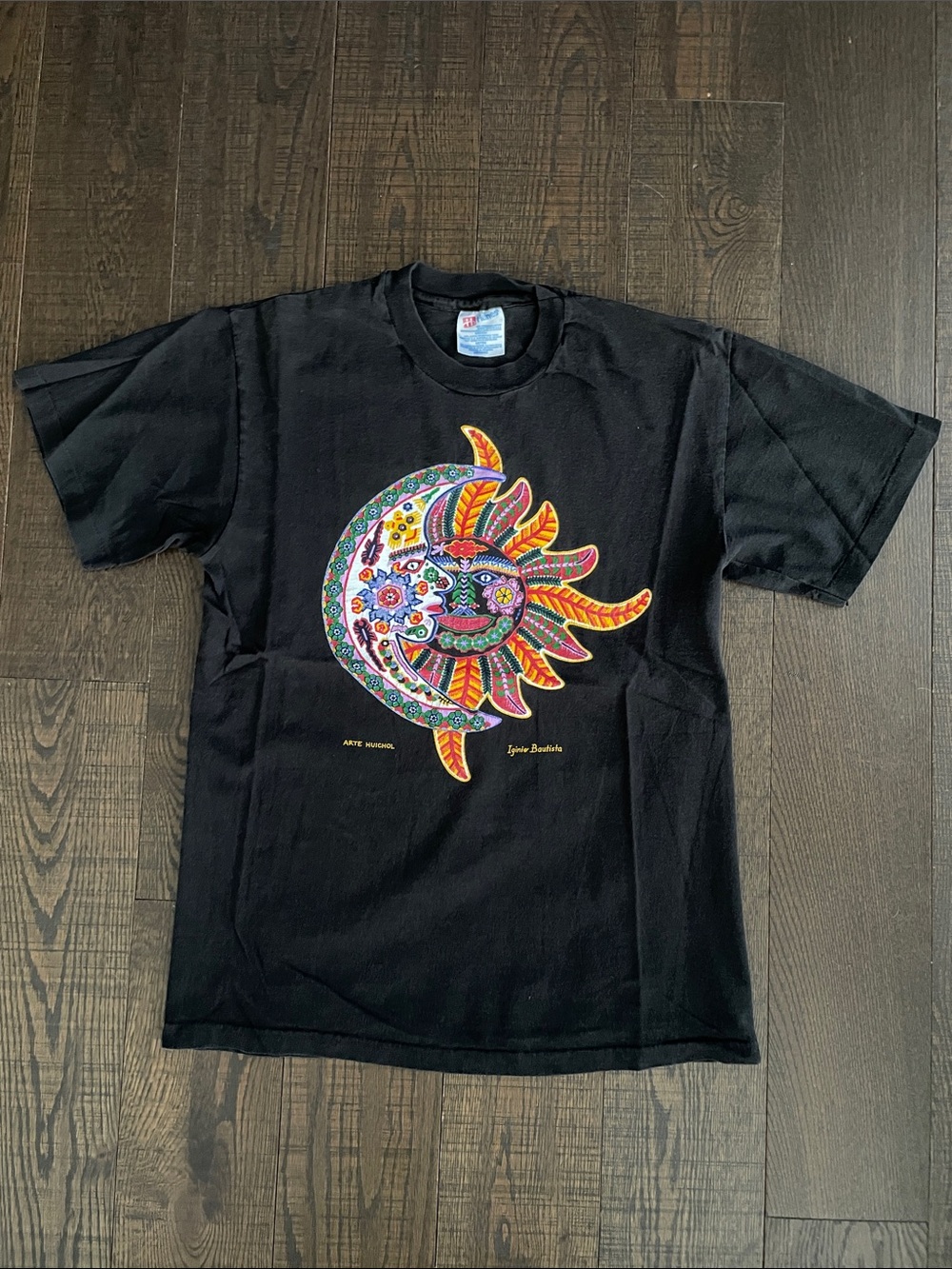 Vintage sun & moon art t shirt